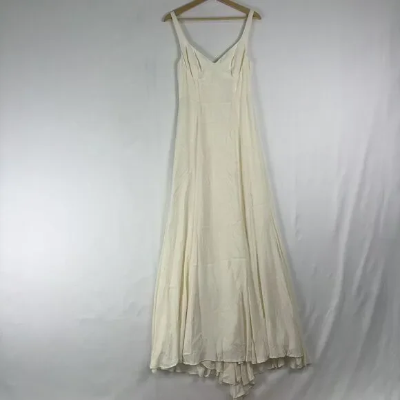 Reformation Dress in Ivory - Picture 3 of 4